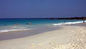 thumb_18_beachscene.jpg