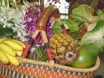 thumb_47_marketfruitbasket.jpg